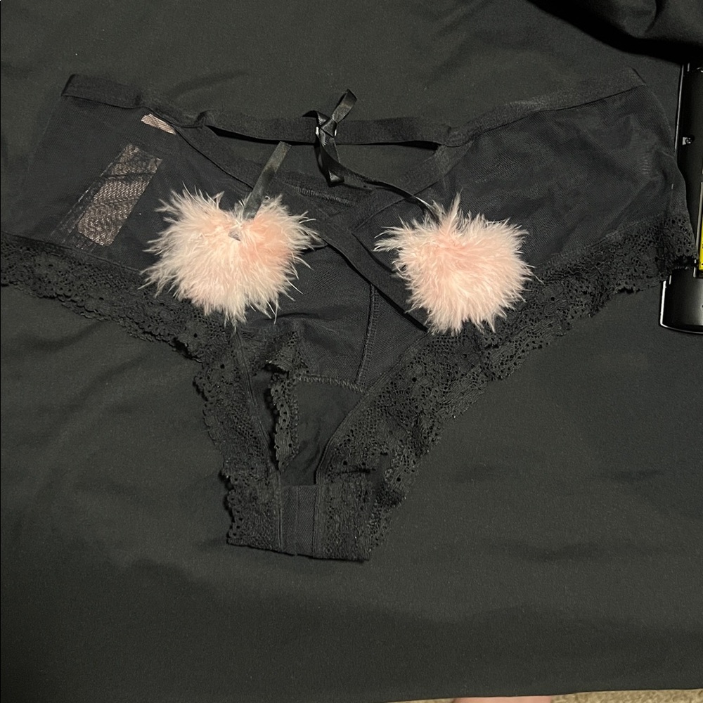 Victoria’s Secret very sexy cheeky panty